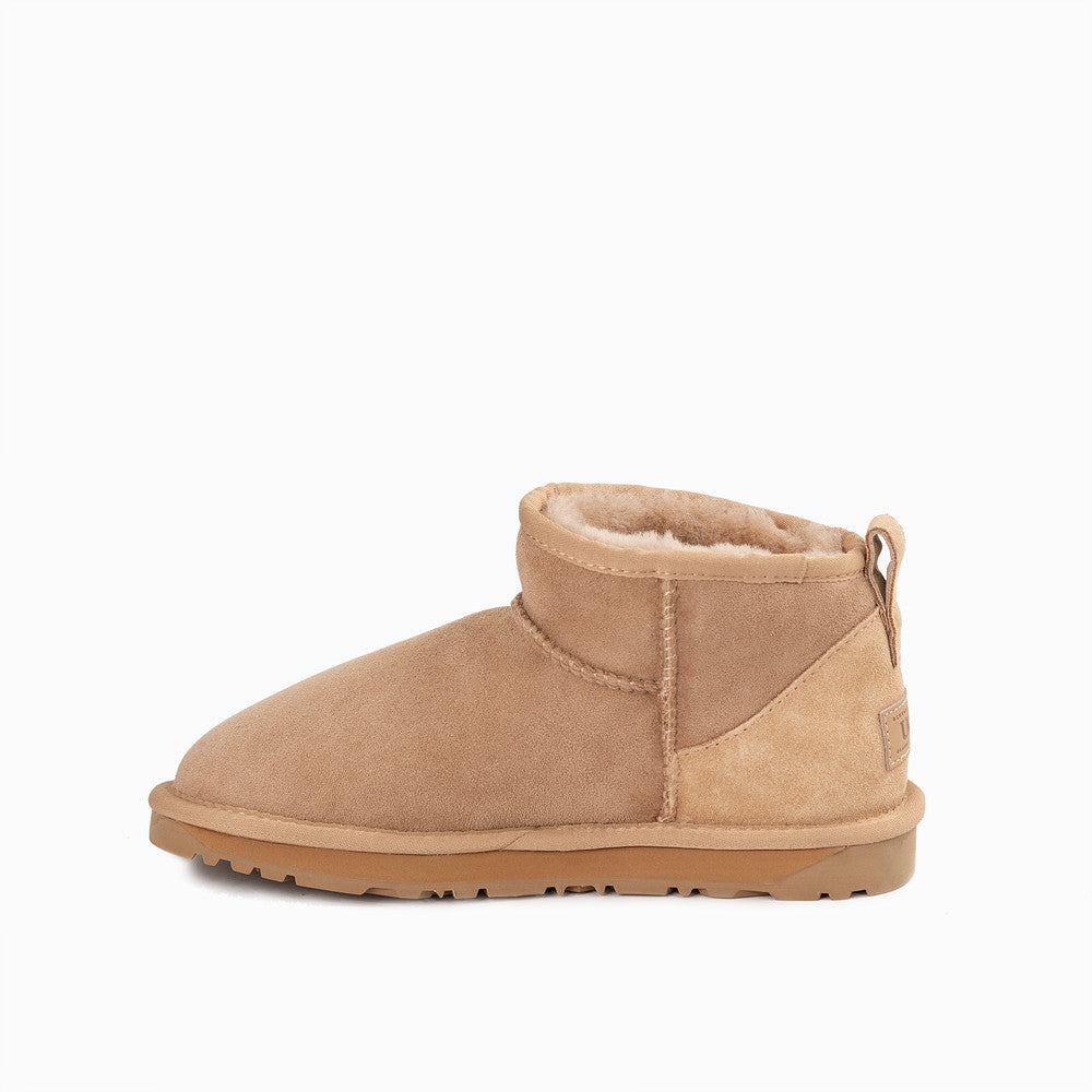 OZWEAR UGG CLASSIC ULTRA MINI BOOT (WATER RESISTANT) OB658